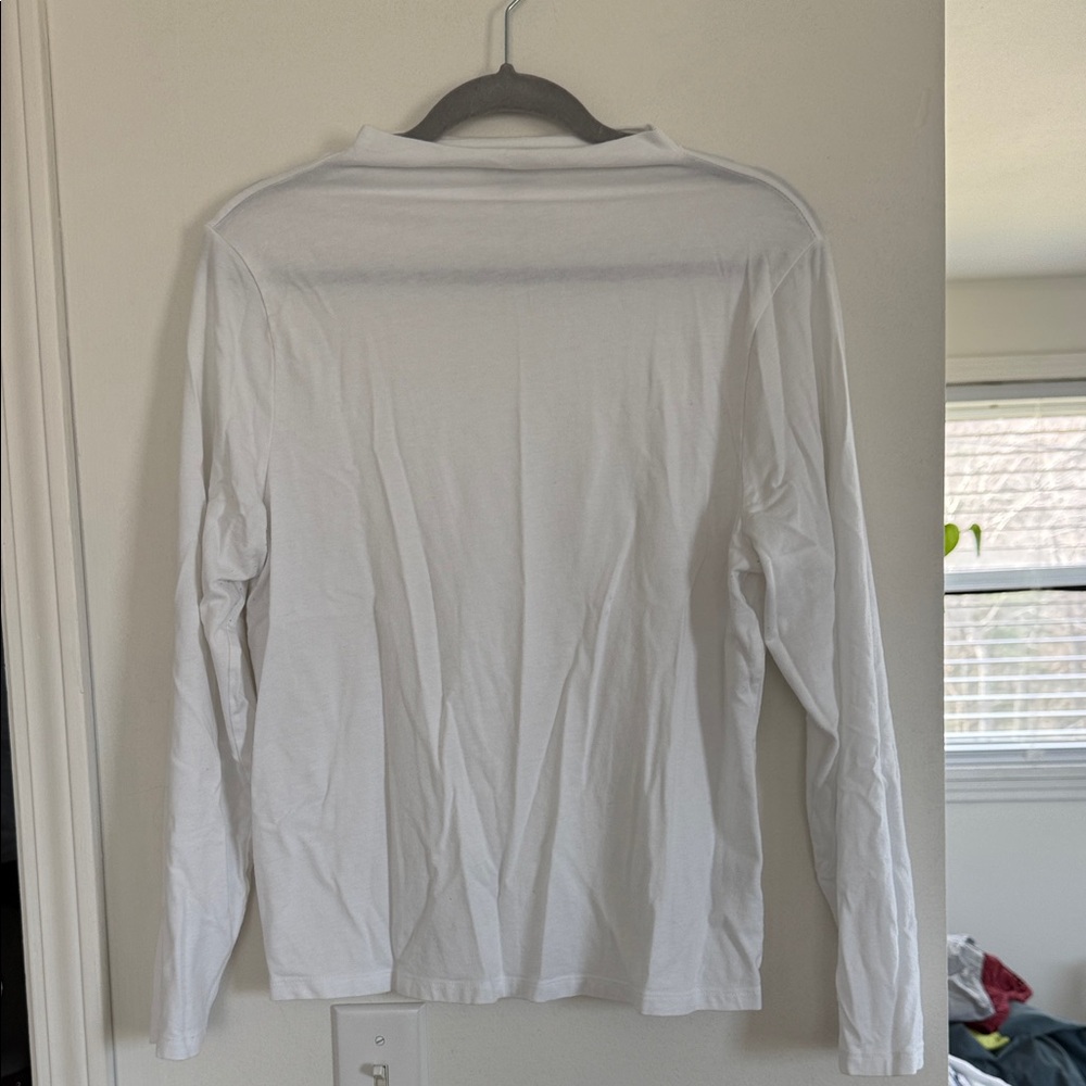 Old Navy Women’s Long-Sleeve White Tee